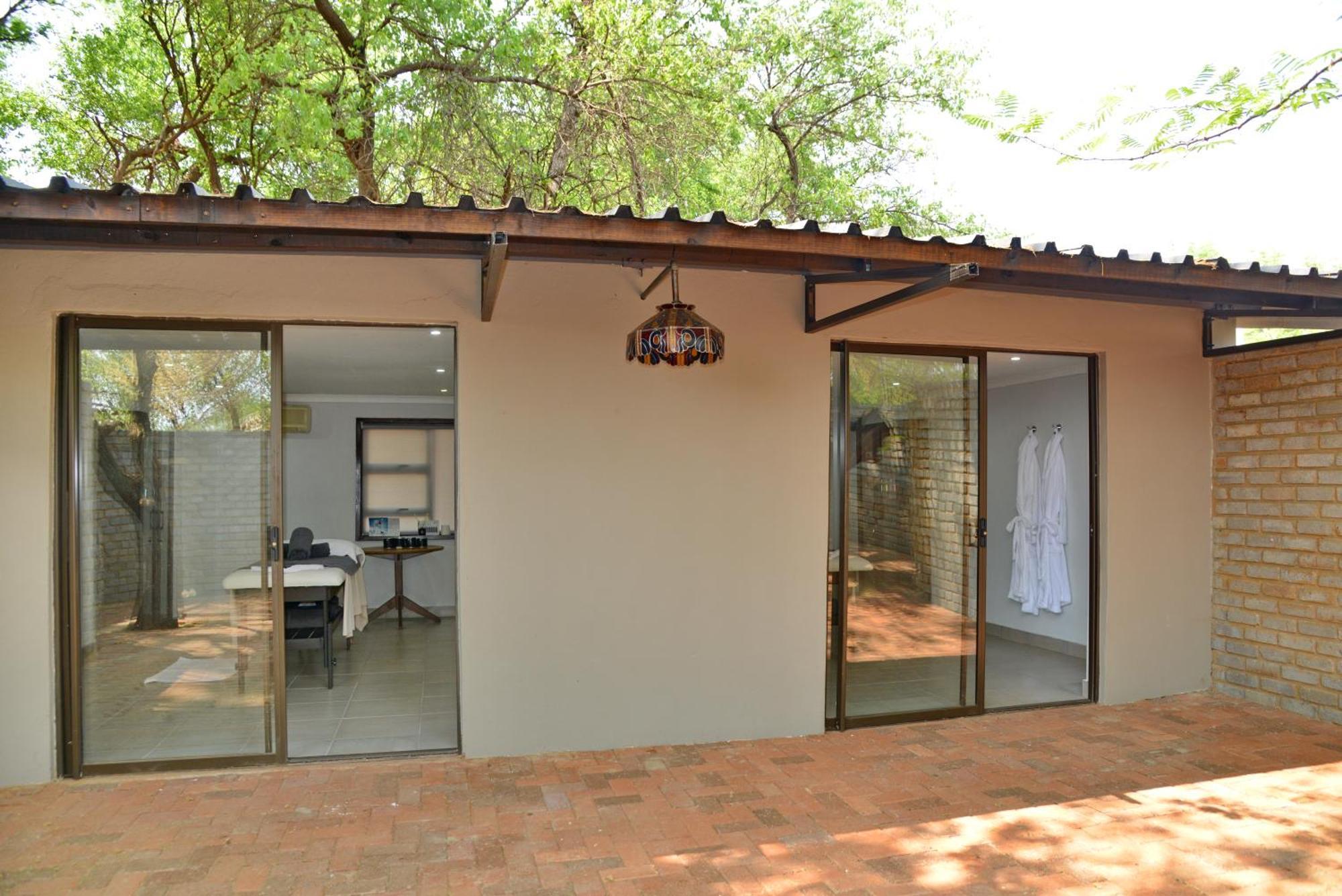 Sundown Country Estate Hotel Boshoek Exterior photo