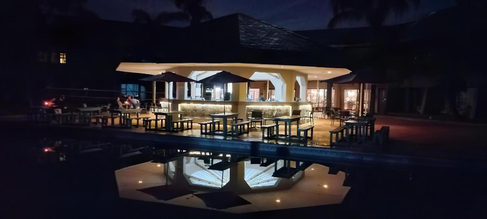 Sundown Country Estate Hotel Boshoek Exterior photo