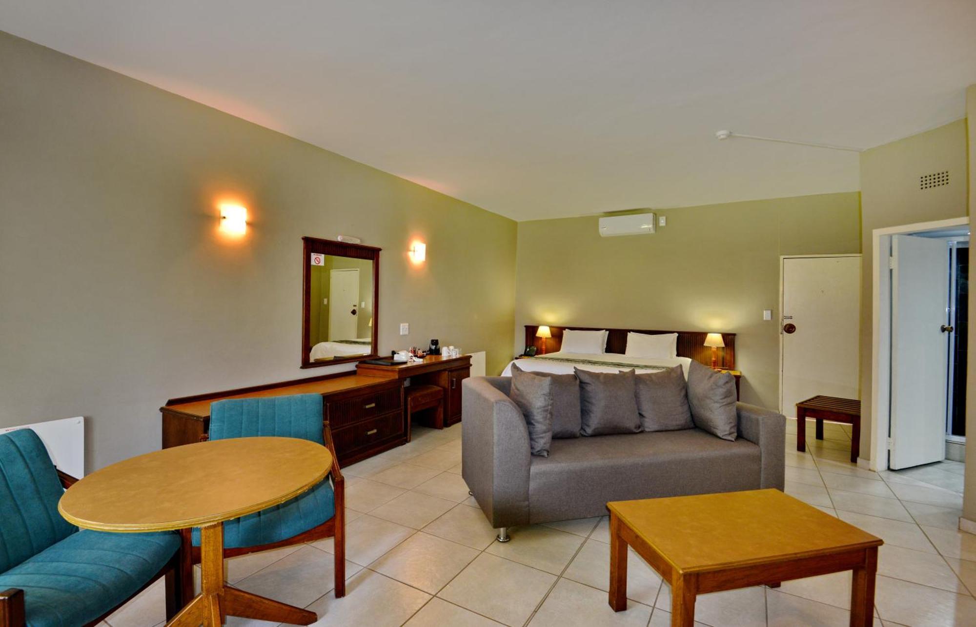 Sundown Country Estate Hotel Boshoek Exterior photo