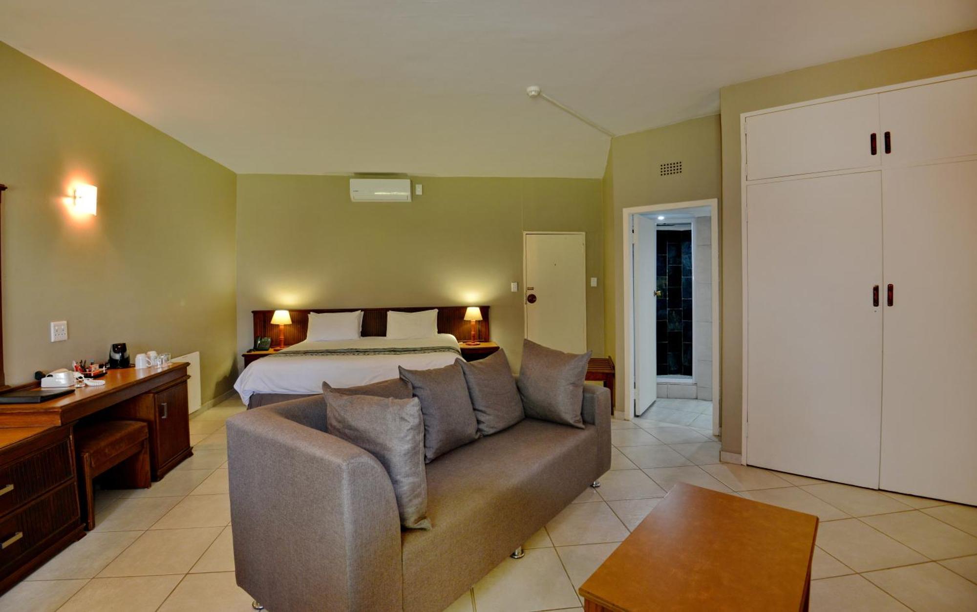 Sundown Country Estate Hotel Boshoek Exterior photo